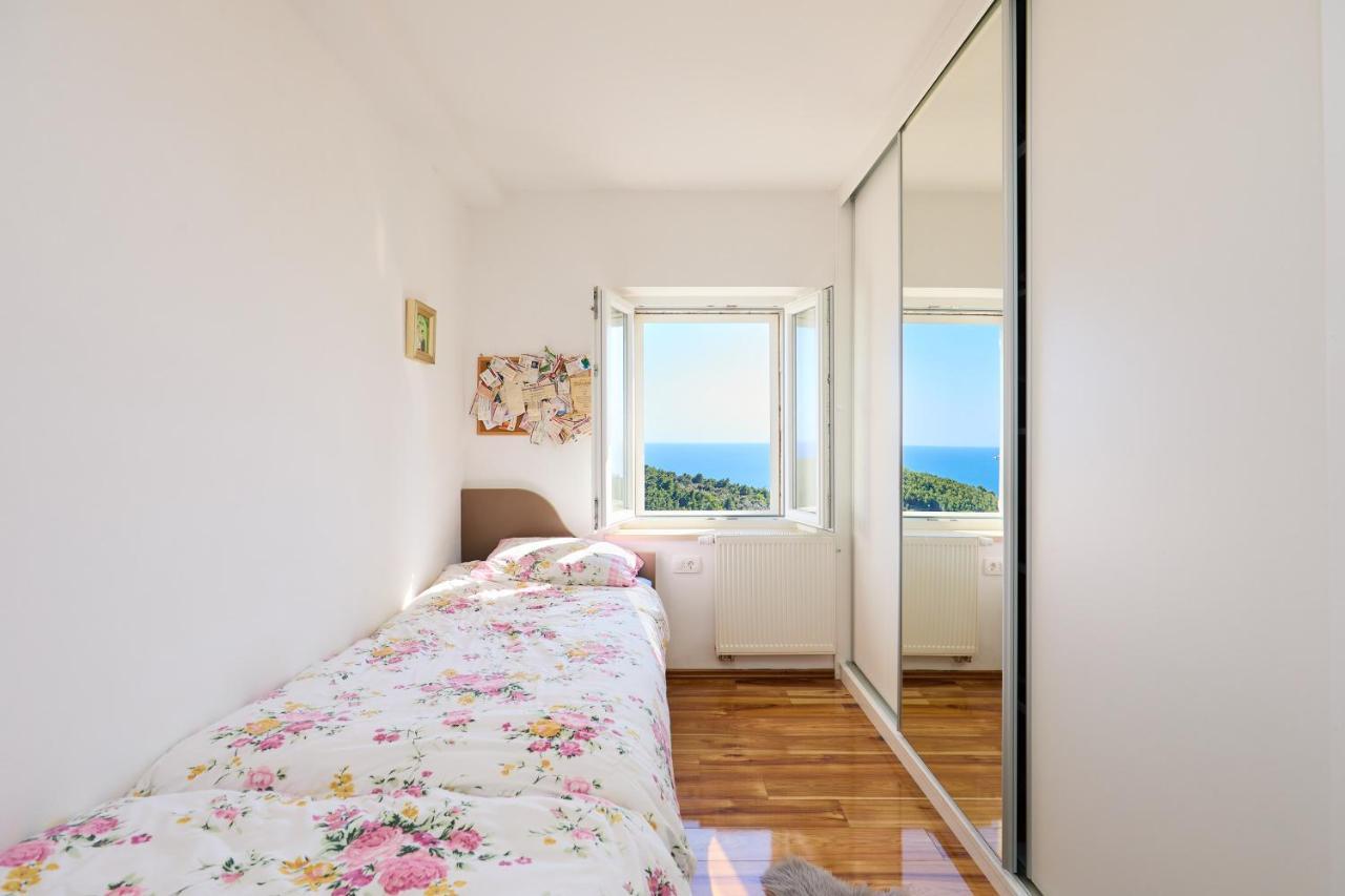 Stiga 4 - New 2 Bedroom Apartment Babino Polje Kültér fotó